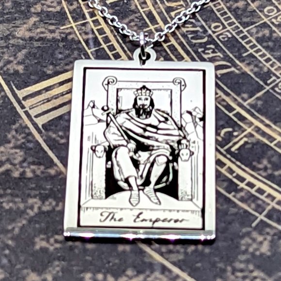 Baroque Vintage Jewelry - The Emperor Tarot Card Silver Necklace